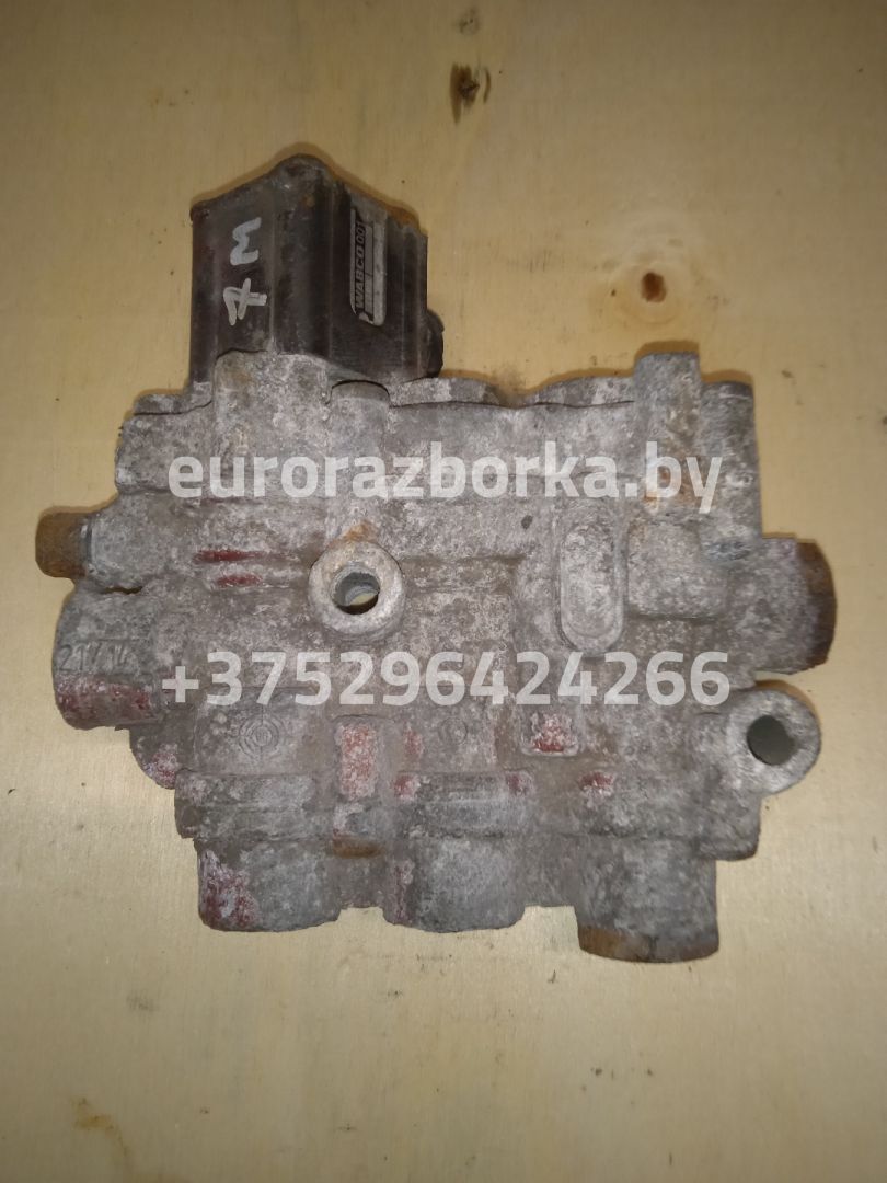 кран уровня подвески Renault Premium 1 поколение (1996 - 2005), 4729000740 - фото №1