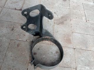 кронштейн (крепление) Mercedes-Benz