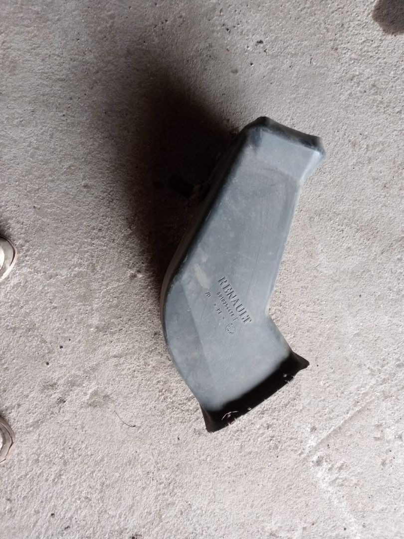 патрубок (трубопровод, шланг) Renault Magnum 1 поколение (1990 - 1997) - фото №1