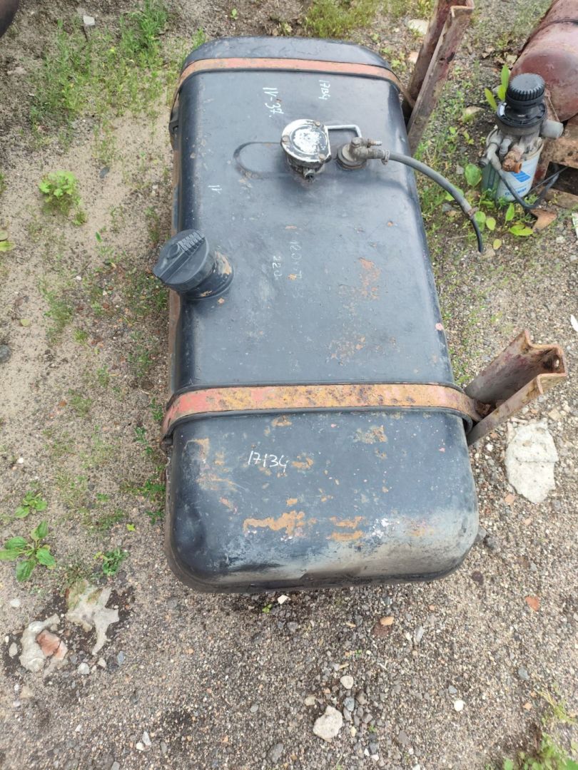 бак топливный IVECO EuroCargo 1 поколение (1991 - 2000) - фото №1