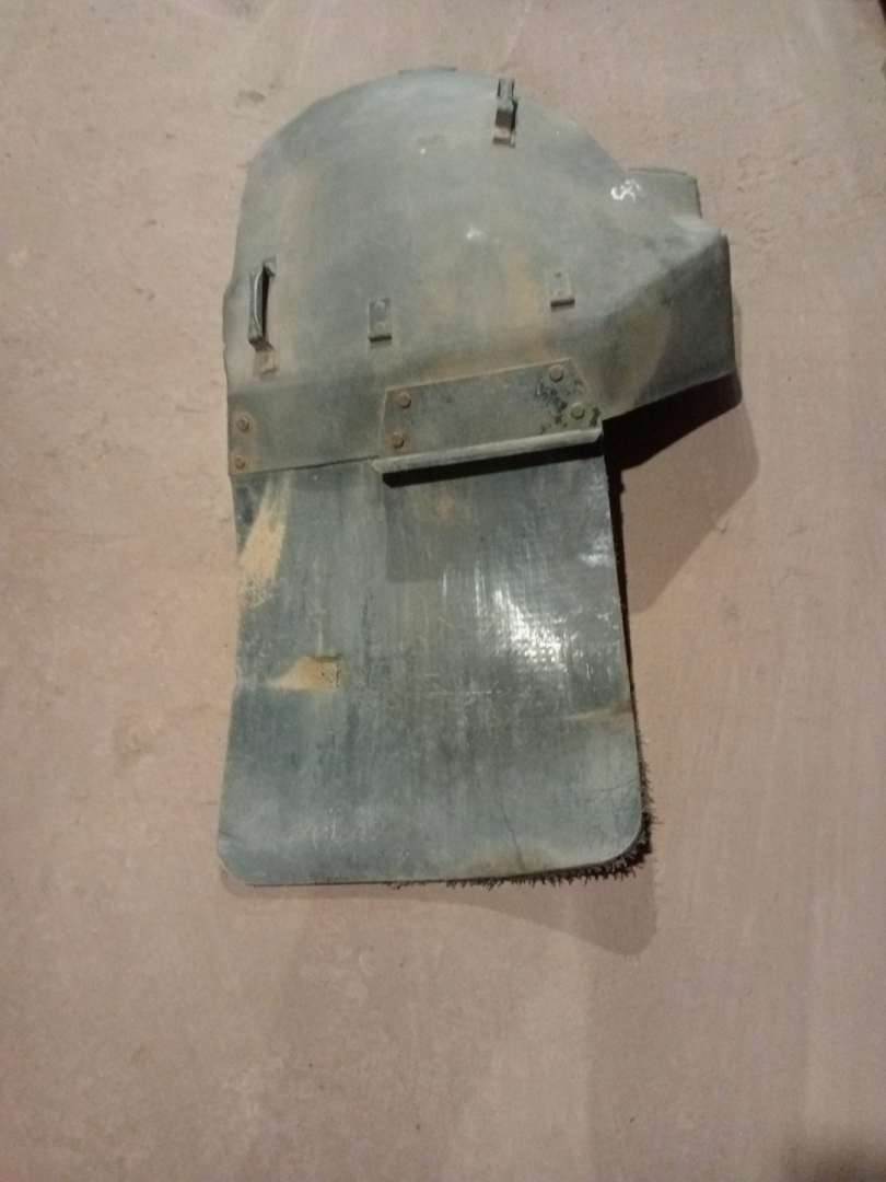 крыло Renault Magnum 1 поколение (1990 - 1997) - фото №1