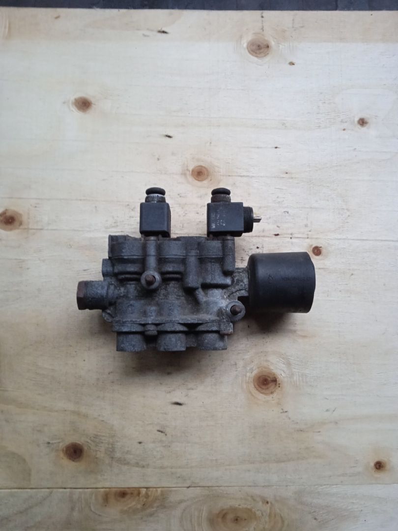 кран уровня подвески MAN, 4729000320 - фото №1