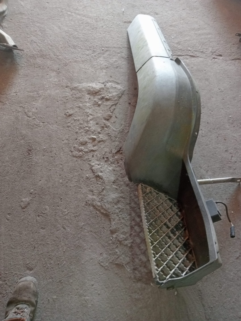 Подножка кабины IVECO EuroTech 1 поколение (1991 - 1999) - фото №1