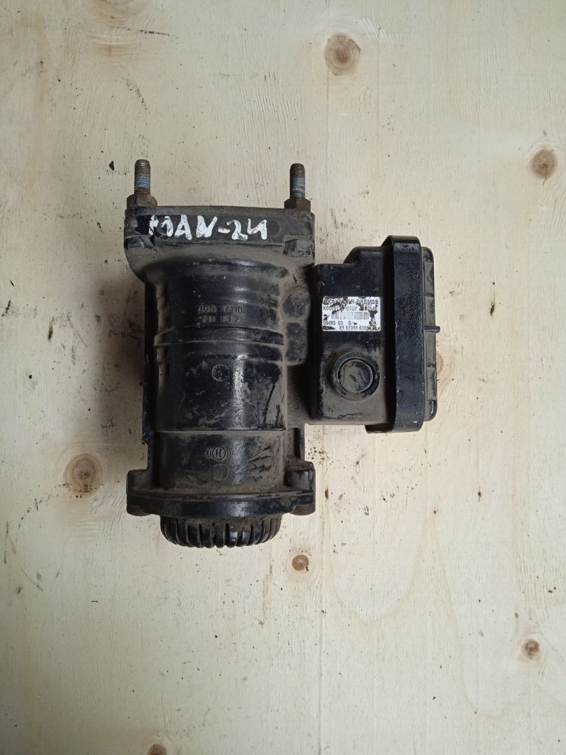 кран тормозной прицепа MAN TGA 1 поколение (2000 - 2008), K000917, 81523016209 - фото №1