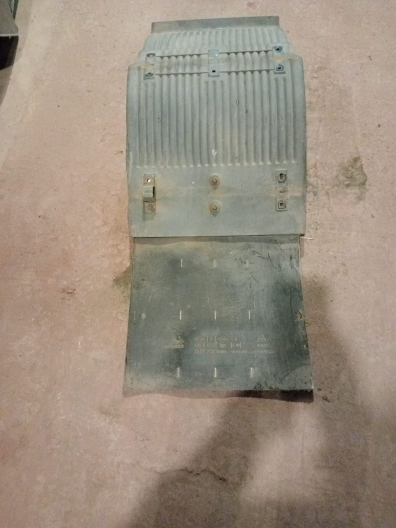 крыло Volvo FH 1 поколение (1993 - 1998) - фото №1