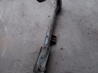 крепление ( кронштейн ) крыла Mercedes-Benz