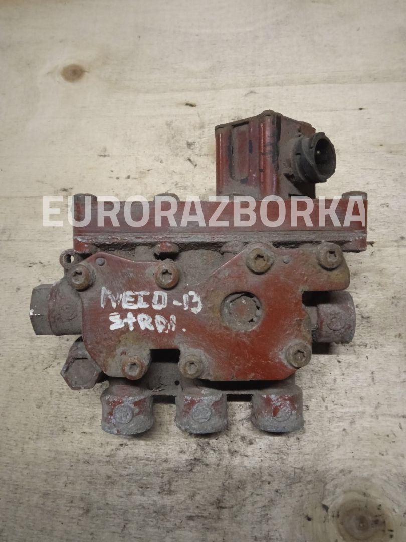 кран уровня подвески IVECO, 4728800200 - фото №1