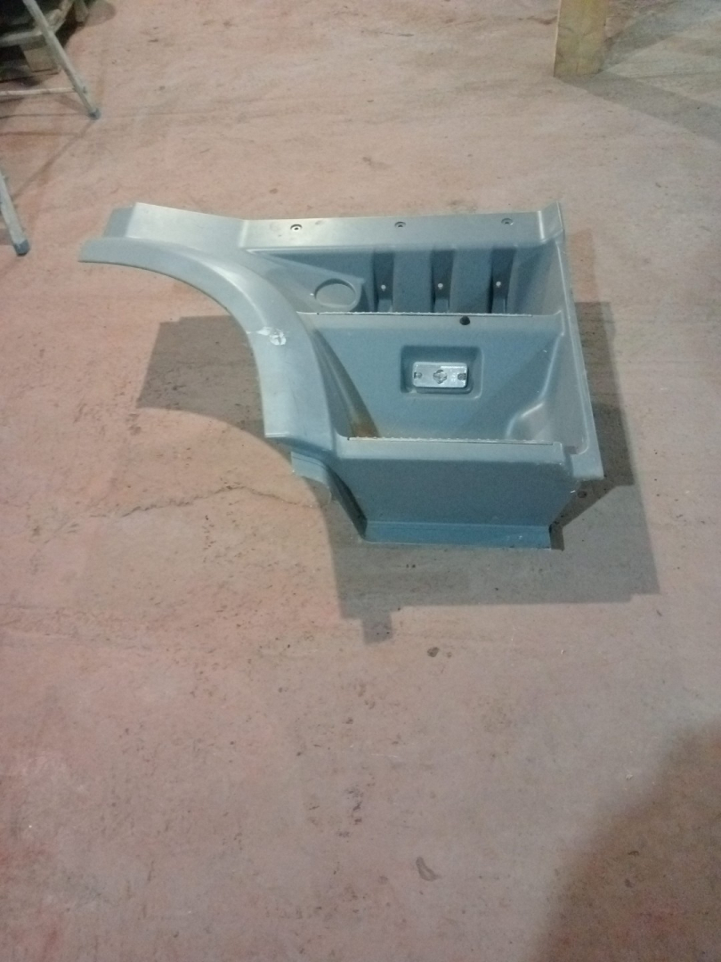 Подножка кабины DAF XF 105 1 поколение (2005 - 2013), 1656924, 1836305 - фото №1