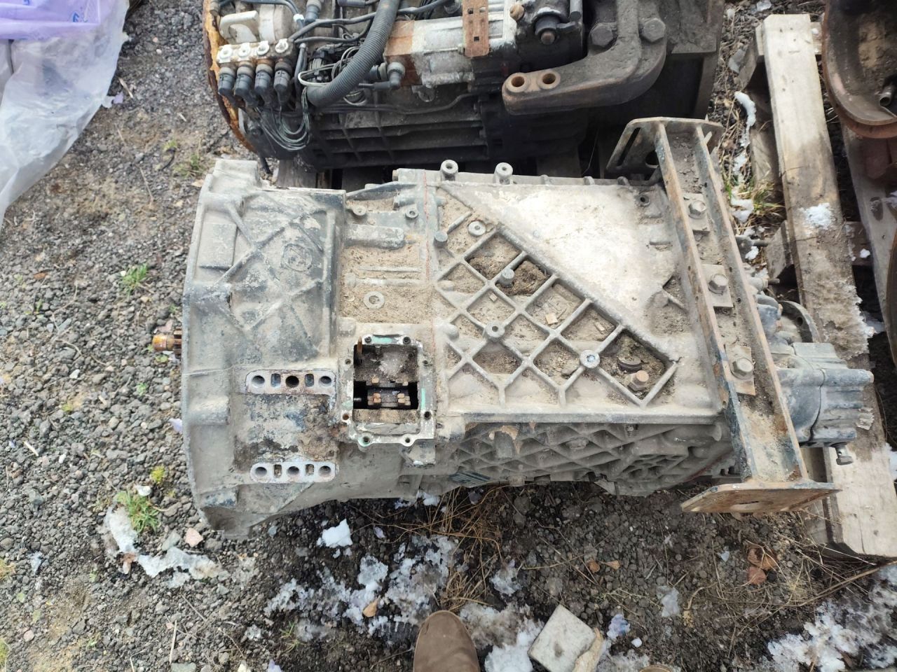 КПП механическая (МКПП) MAN F90 1 поколение (1986 - 1997), гибрид, 16S151 - фото №1
