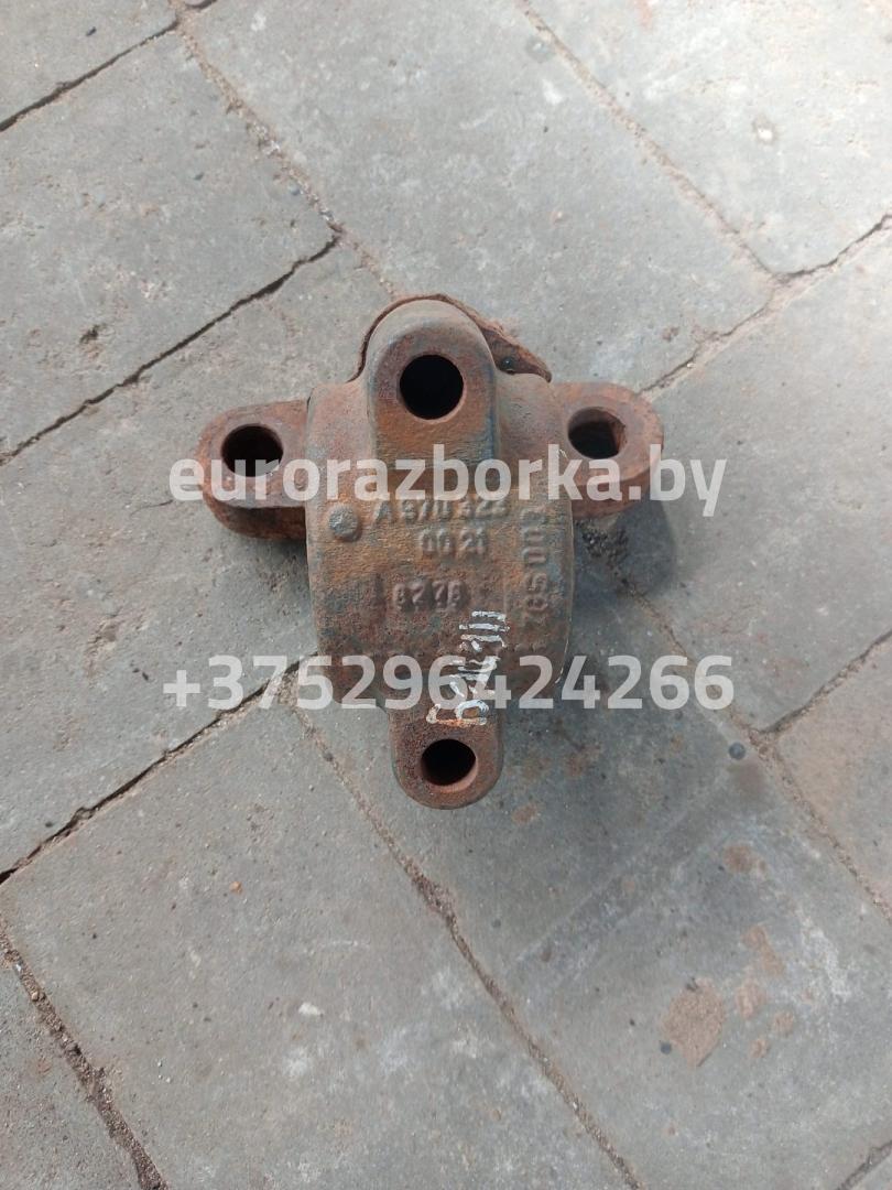 крепление стабилизатора / втулки стабилизатора Mercedes-Benz, 970323 - фото №1