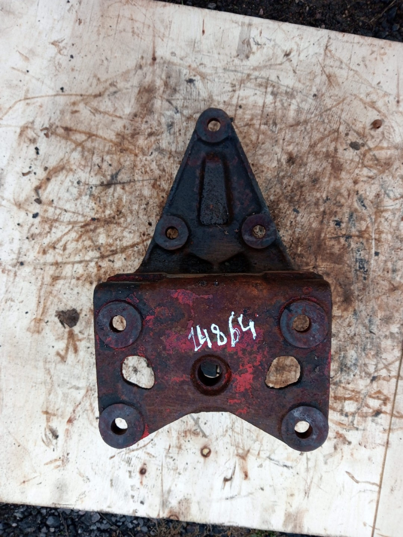 Кронштейн рулевого редуктора MAN TGA 1 поколение (2000 - 2008), GDi, седан - фото №1