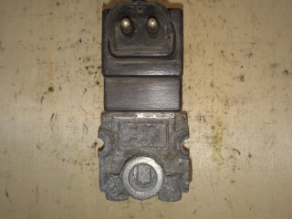 электромагнитный клапан Volvo, 9041005, 8143019, 9041001