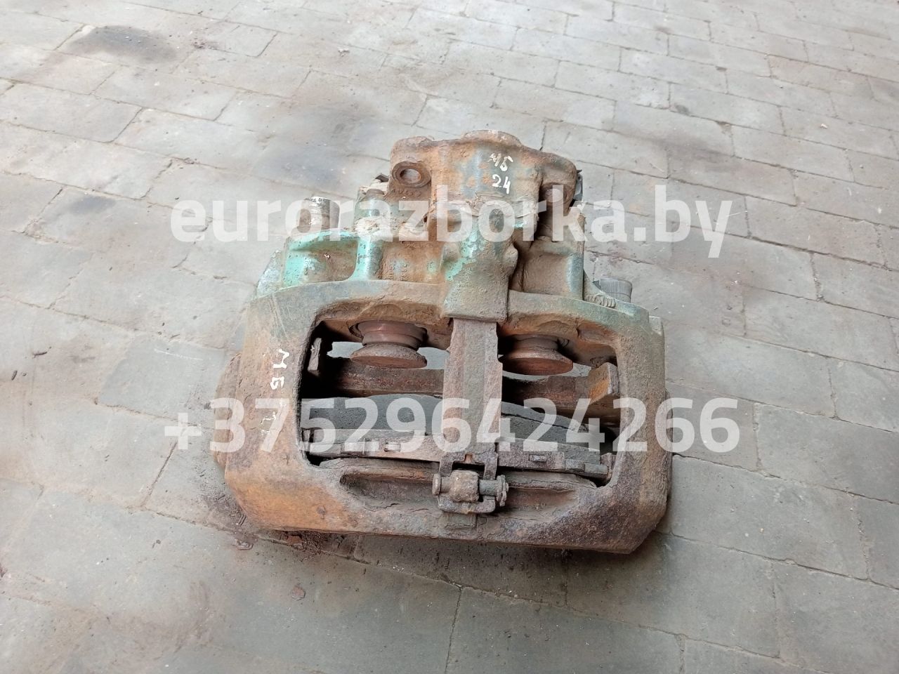 суппорт Mercedes-Benz, 3015177654 - фото №1