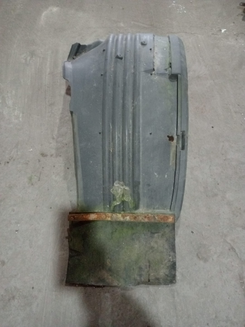 крыло переднее правое Scania 124 1 поколение (1996 - 2004) - фото №1