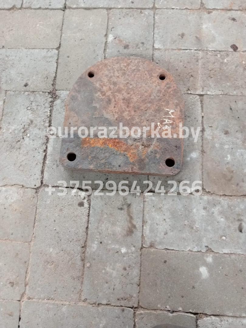 кронштейн (крепление) МАЗ, МКПП - фото №1