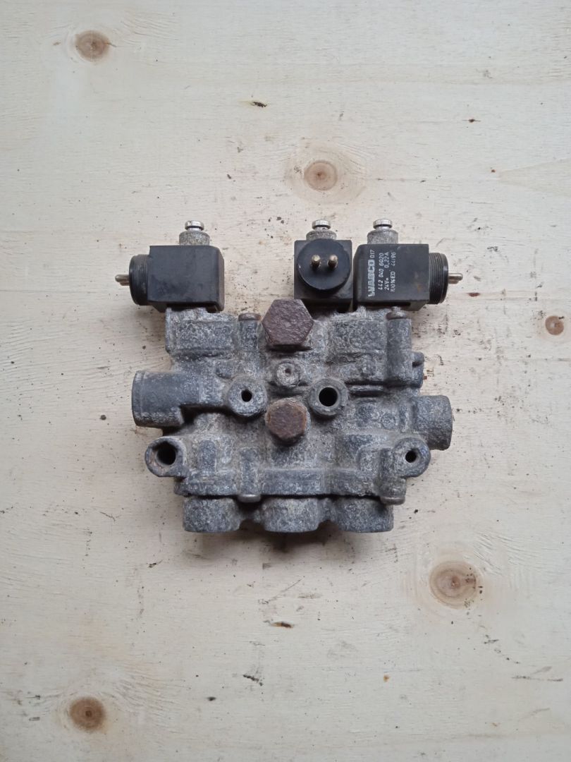 кран уровня подвески MAN, 4220406020 - фото №1