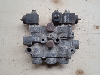 кран уровня подвески MAN, 4220406020