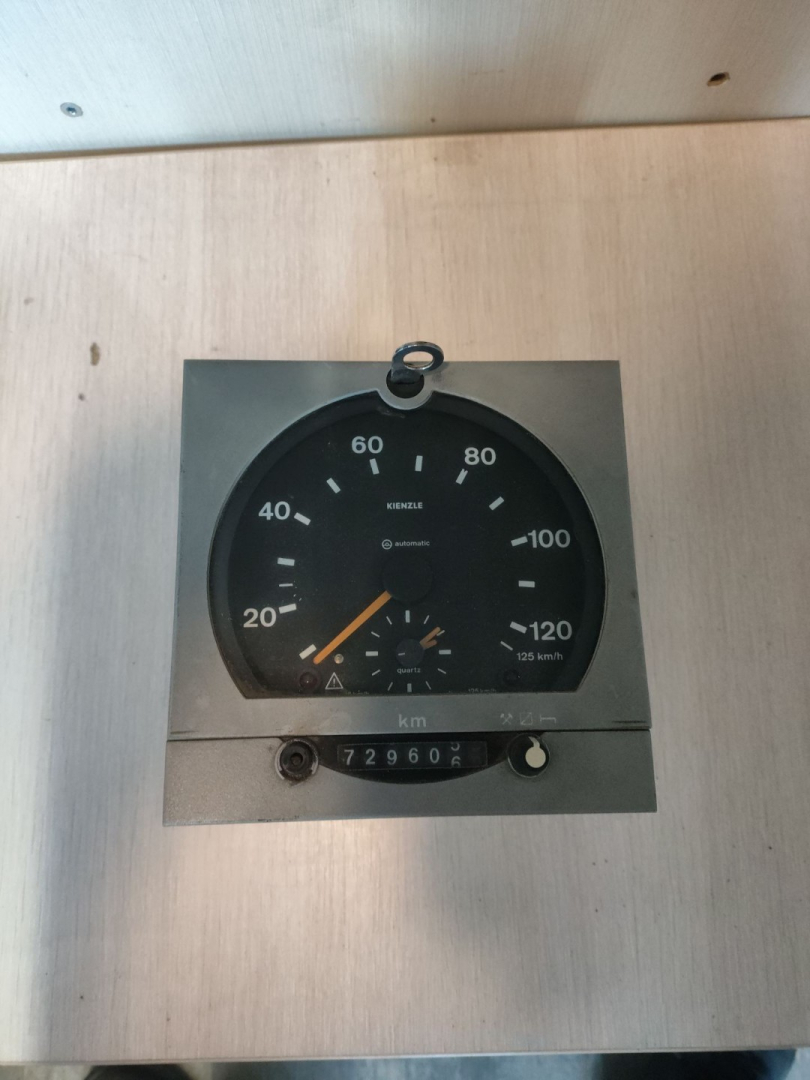 тахограф MAN F2000 1 поколение (1994 - 1998), TYP13182746, 3198744, 81271016413, 3198744 - фото №1