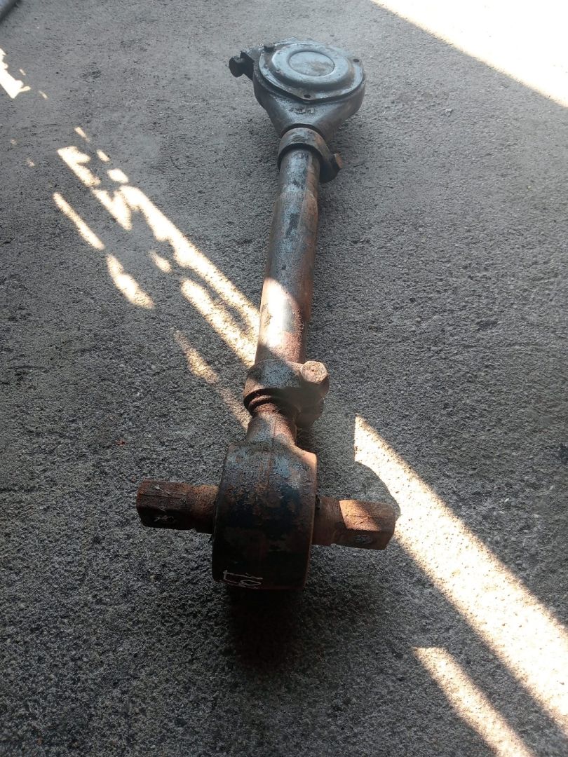 Реактивная тяга задней подвески Mercedes-Benz, МКПП - фото №1