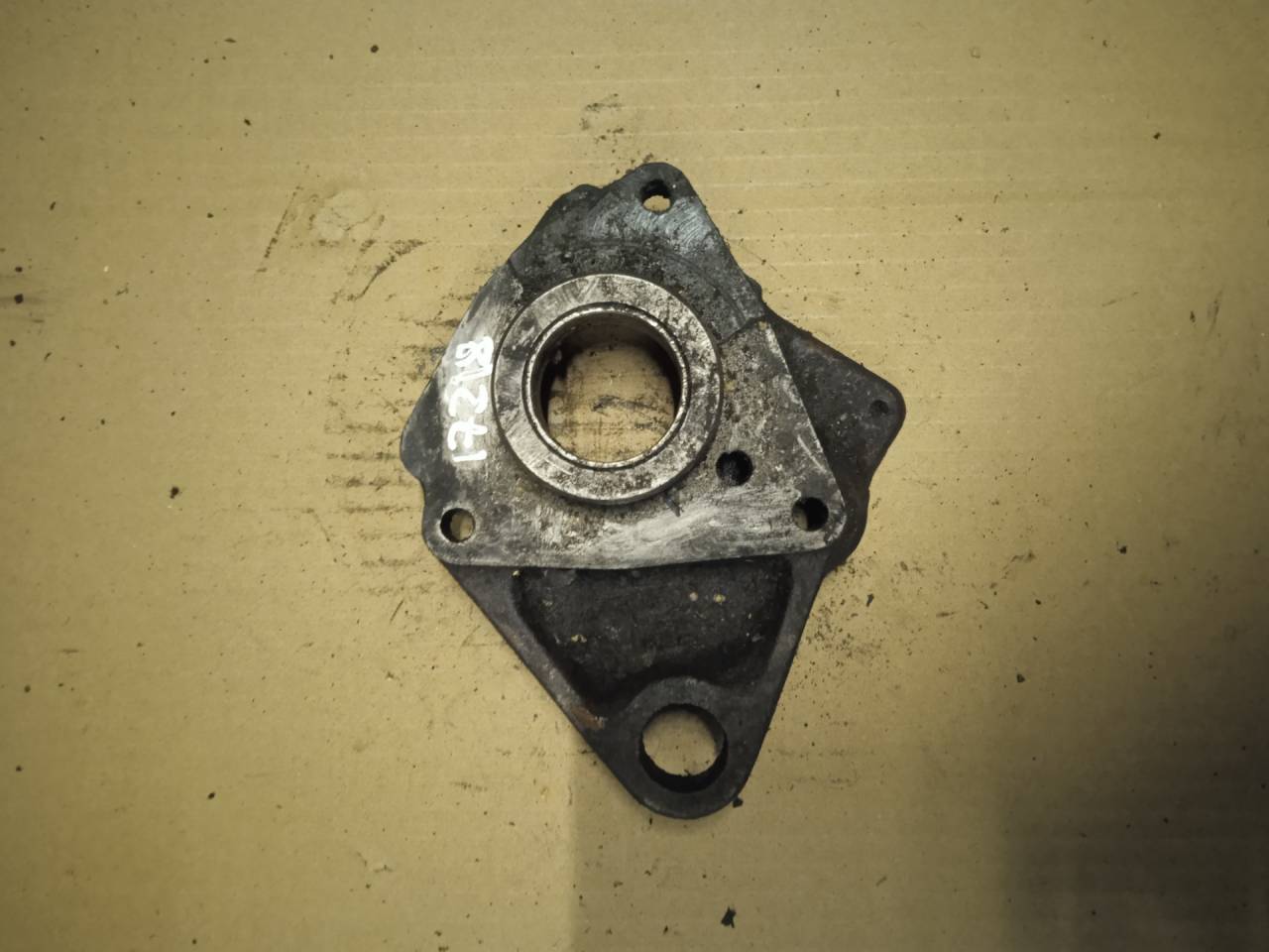 Проставка IVECO EuroCargo 1 поколение (1991 - 2000) - фото №1