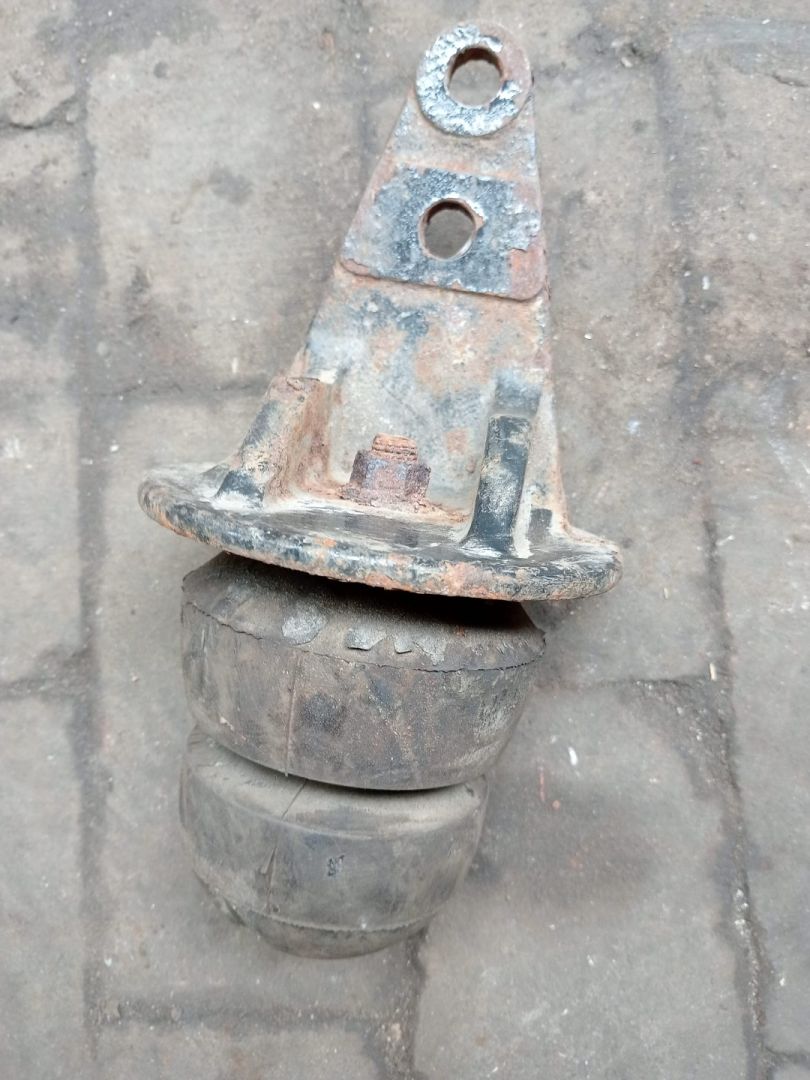 отбойник рессоры MAN TGA 1 поколение (2000 - 2008), 81436207 - фото №1