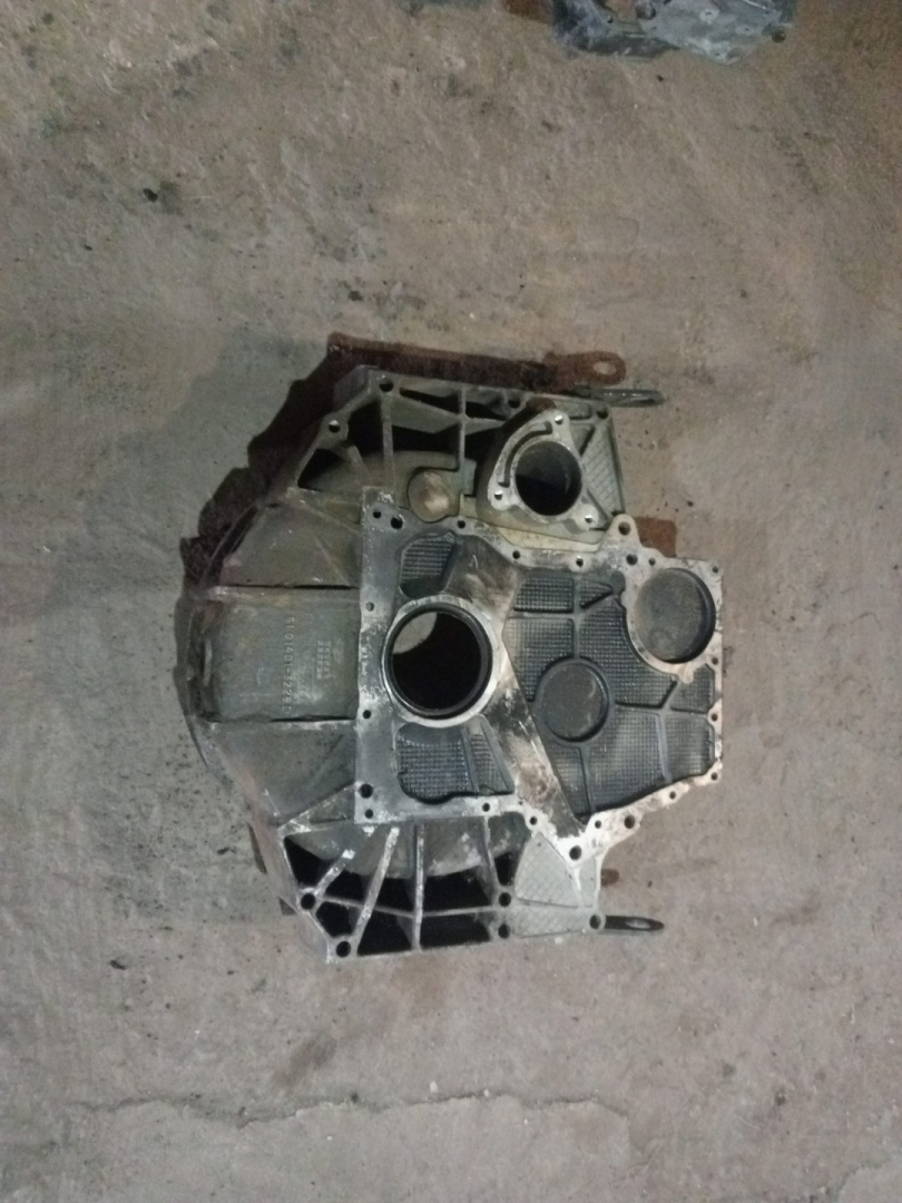 кожух маховика MAN TGA 1 поколение (2000 - 2008) - фото №1