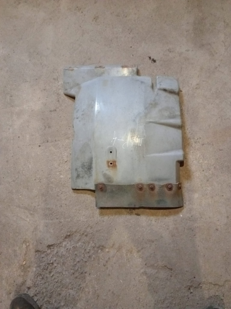 крыло заднее левое DAF XF 95 1 поколение (2002 - 2006) - фото №1