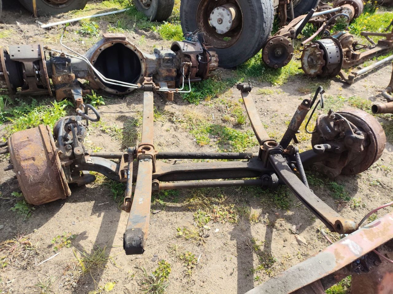 мост передний Mercedes-Benz 4x2 - фото №1