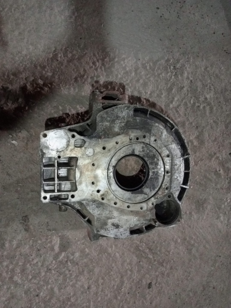 кожух маховика IVECO EuroTech 1 поколение (1991 - 1999) - фото №1