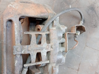 суппорт передний правый IVECO EuroCargo 1 поколение (1991 - 2000)