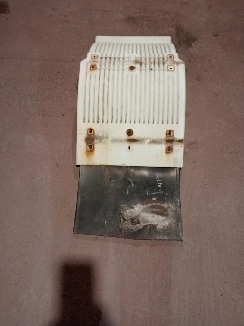 крыло Volvo FH 1 поколение (1993 - 1998) - фото №1