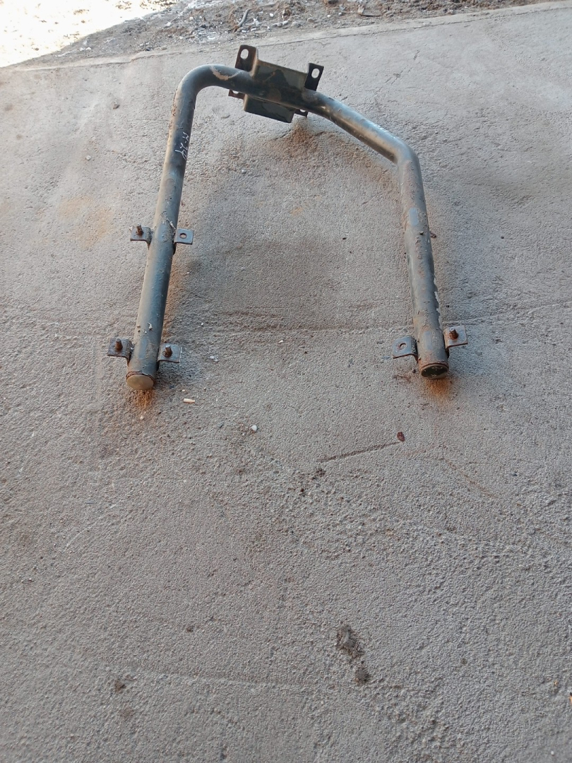 крепление ( кронштейн ) крыла MAN F90 1 поколение (1986 - 1997) - фото №1