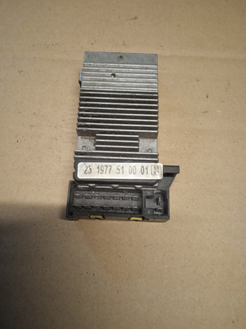 Блок управления дополнительным отопителем Truck, 251977510001, 2519775100R2, 5HB00755417 - фото №1