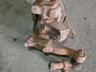 Поворотный кулак (цапфа) Renault Magnum 1 поколение (1990 - 1997)