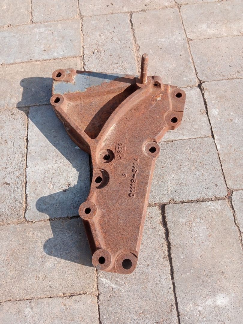 кронштейн (крепление) MAN, 01112-3114 - фото №1