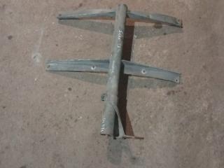 крепление ( кронштейн ) крыла Scania