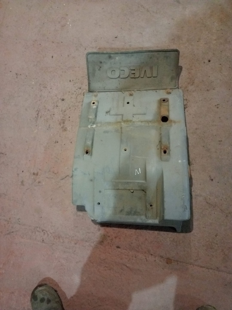 крыло IVECO EuroCargo 1 поколение (1991 - 2000) - фото №1