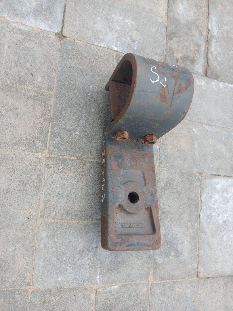 крепление стабилизатора / втулки стабилизатора Scania 124 1 поколение (1996 - 2004), 1636890 - фото №1