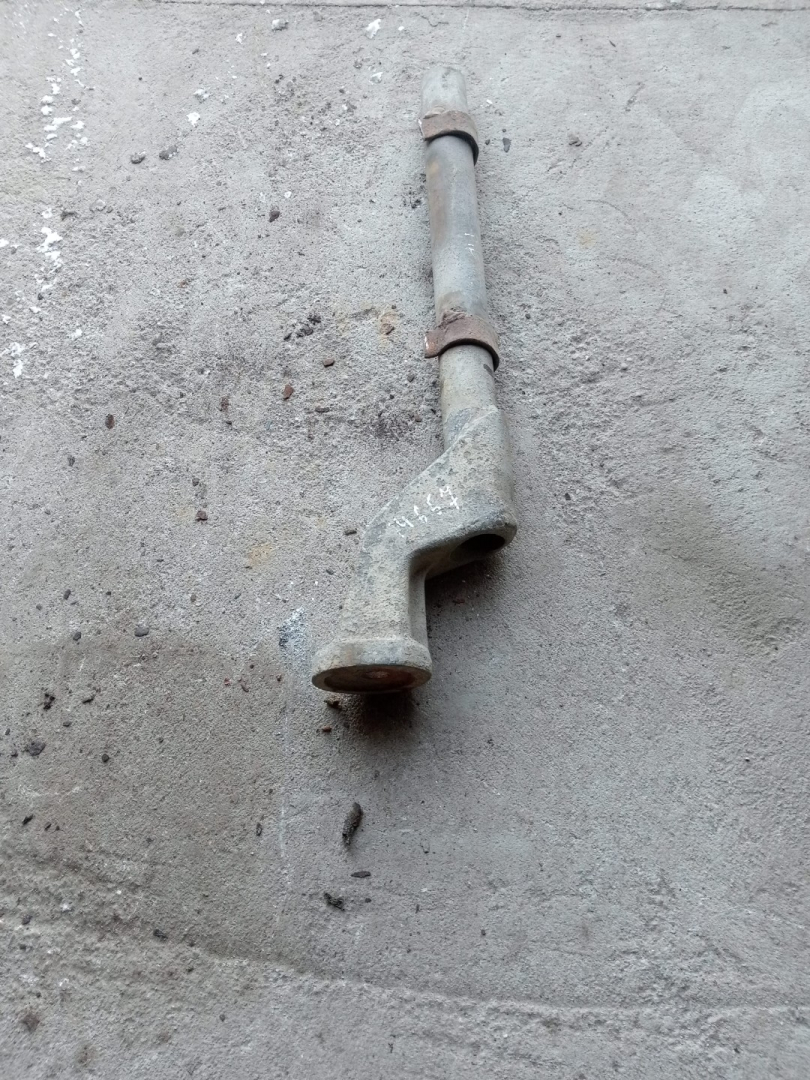 крепление ( кронштейн ) крыла Mercedes-Benz Actros 1 поколение (MP1) (1996 - 2003) - фото №1