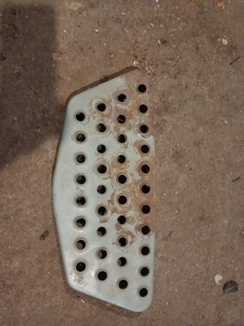 Подножка кабины MAN TGA 1 поколение (2000 - 2008) - фото №1