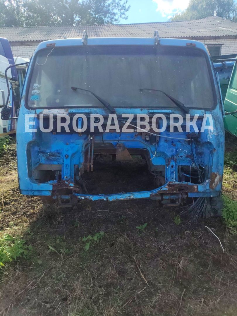 кабина Mercedes-Benz 4x2 - фото №1