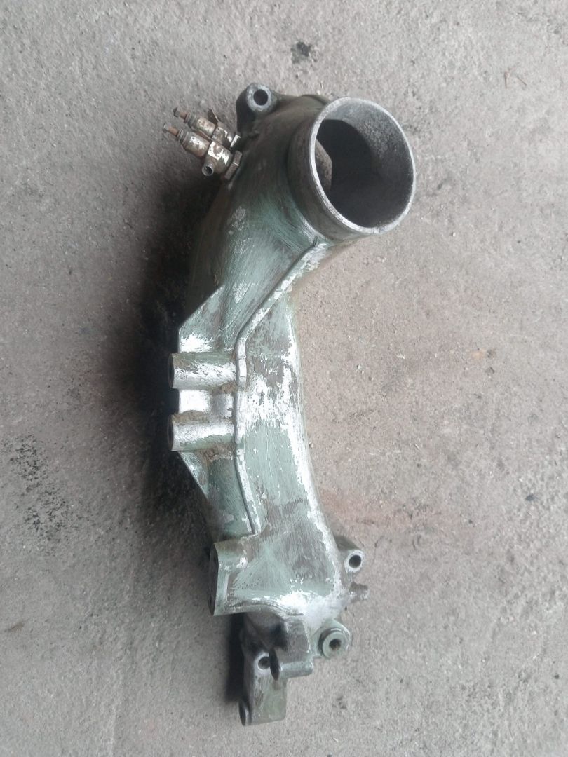 патрубок (трубопровод, шланг) Mercedes-Benz Actros 1 поколение (MP1) (1996 - 2003) - фото №1