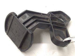 Крепление бампера переднего BMW 7 серия E38 1997, седан, 51118193158, 8193158