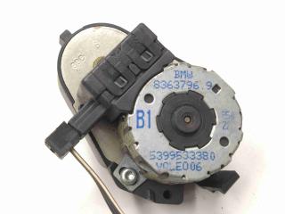 моторчик заслонки печки BMW 5 серия E39 1999, 2.5 л., i, бензин, МКПП, седан, задний привод, 64118363796, 8363796
