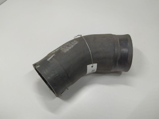 патрубок интеркулера Skoda Octavia 2 поколение (A5) [рестайлинг] 2013, 1.6 л., TD, дизель, МКПП, передний привод, 04L145828D