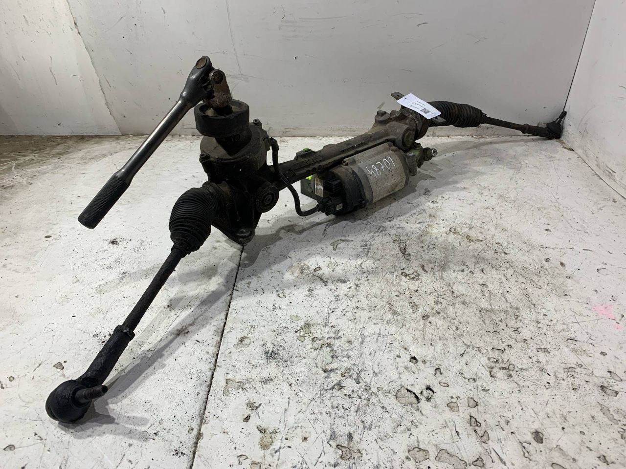 рулевая рейка Volkswagen Passat B6 2007, 1K1909144M, 1K1909144K, 1K1909144J, 1K1909144L, 1K1909144G, 1K1909144H, 1K1909144F, 3C1423051S, 1K1423051CJ, 3C1423051N, 1K1423051CG, 1K1423051DS, 1K1423051CF, 1K1423051EA, 1K1423051CK, 3C1423051T, 1K1423051N, 1K1423051CD, 1K11423051BM, 1K11423051CN, 1K11423051CH, 1K11423051CL, 1K11423051BQ, 1K11423051CM, 3G1423051L, 3C1423051F, 1K1423051BH - фото №1