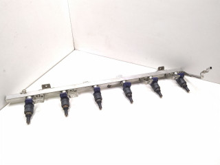 топливная рампа BMW 5 серия E60/E61 2003, 3.0 л., i, бензин, АКПП, задний привод, 1439827, 1437442