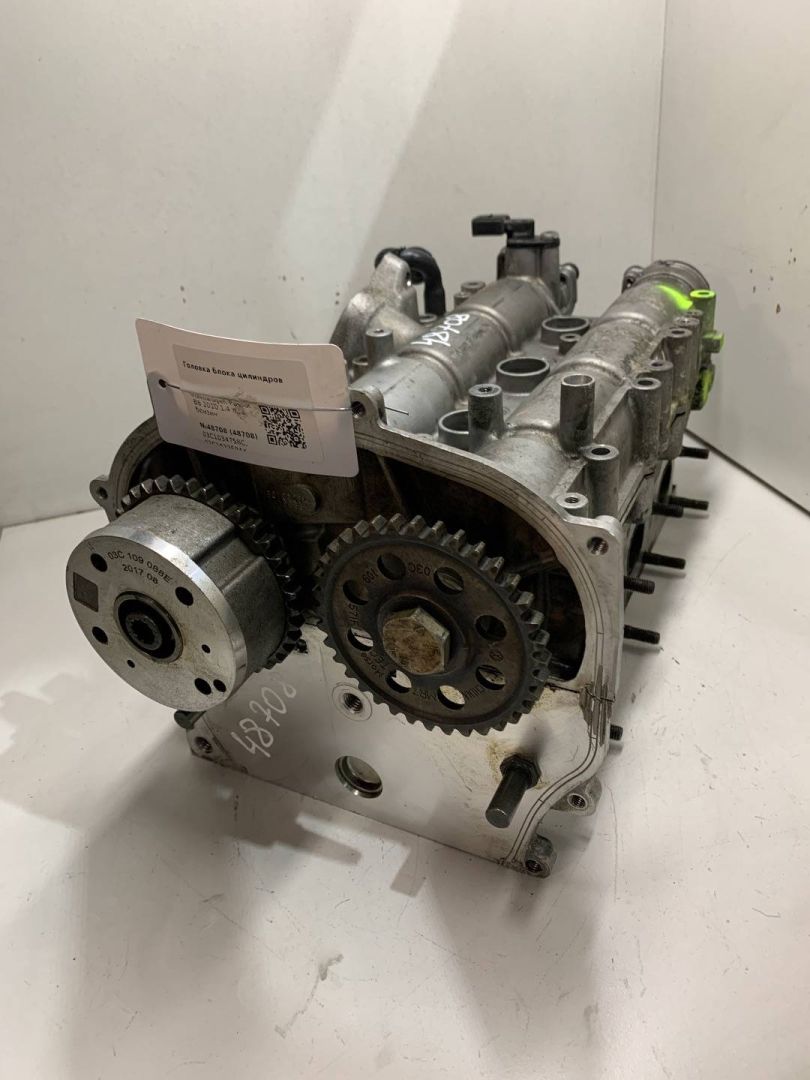 головка блока цилиндров Volkswagen Passat B6 2010, 1.4 л., бензин, 03C103475BC, 03C103358AK, 03C103358BF, 03C103358BG, 03C103358BH, 03C103475CD, 03C103358AT - фото №1