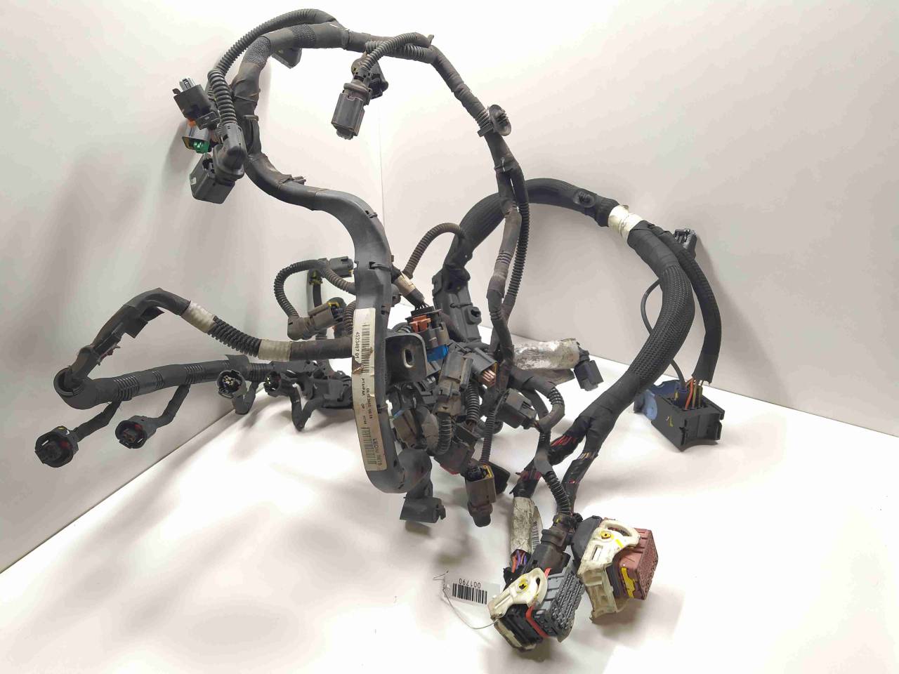 проводка двигателя Citroen C4 1 поколение 2012, 1.6 л., HDi, дизель, МКПП, передний привод, 9803029180 - фото №1