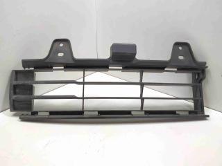 заглушка (решетка) в бампер Toyota Land Cruiser J200 2008, 5311260040